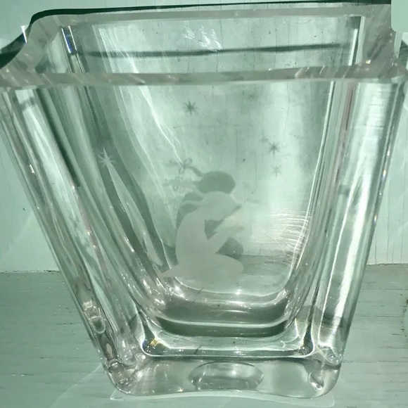 Vintage Skrufs Glasbruk Girl Praying Stars Vase - Picture 2 of 8